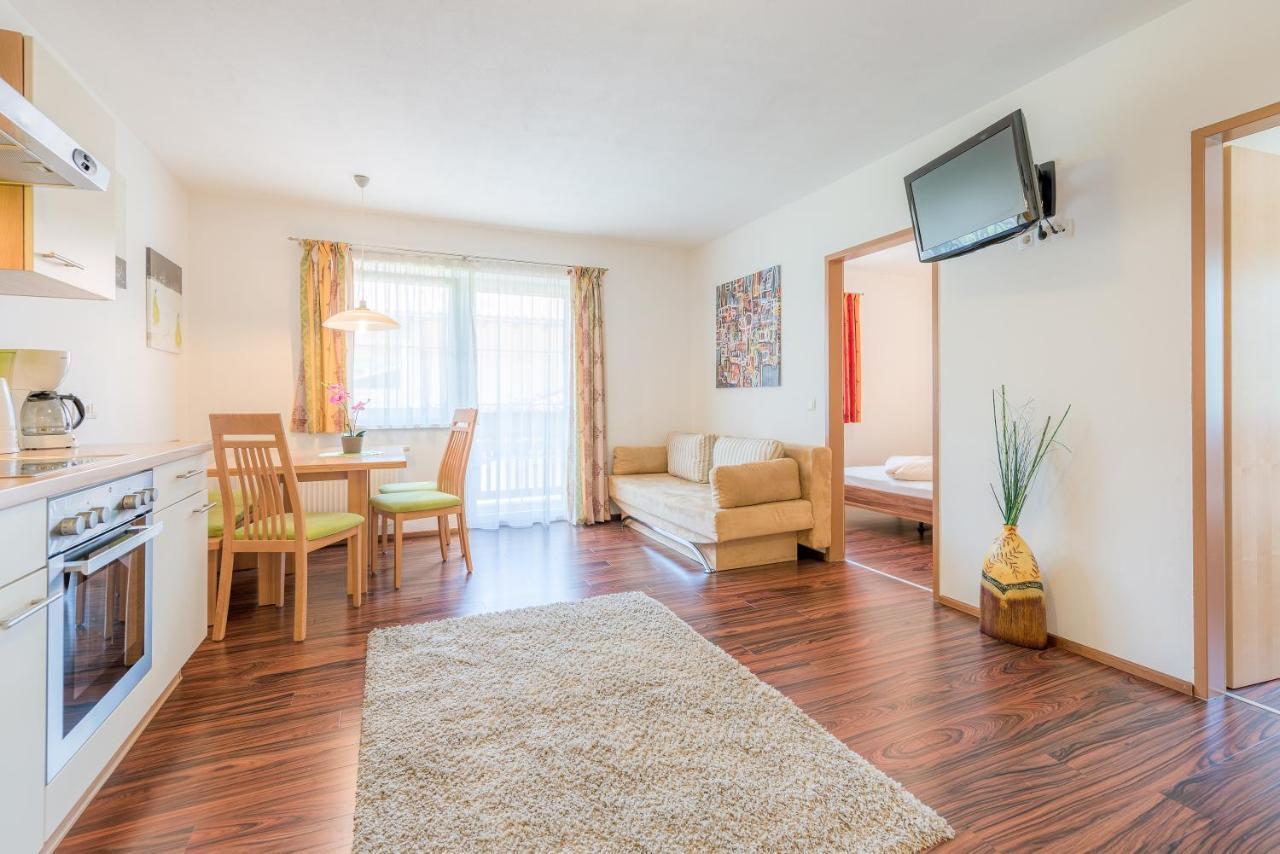 Alpenjuwel Appartements Flachau Exteriör bild