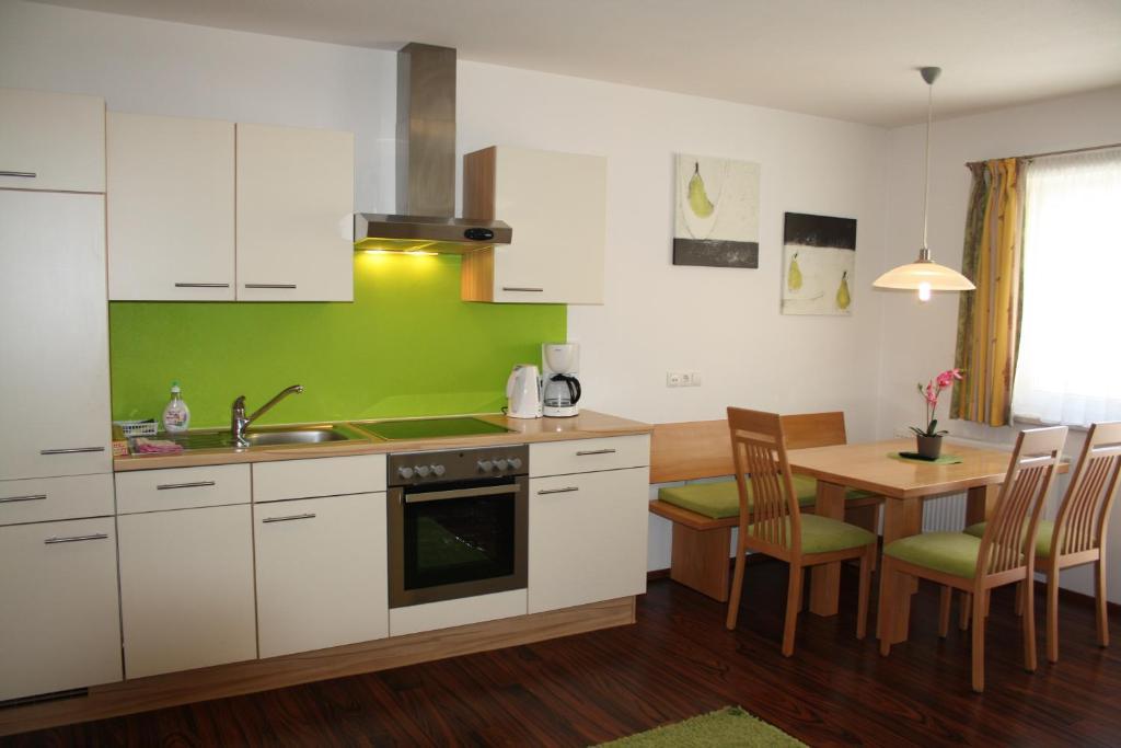 Alpenjuwel Appartements Flachau Rum bild